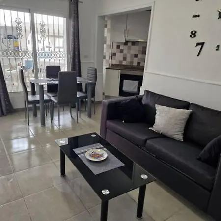 Casa Yei -Apto. A 4 Minutos De La Playa Tías Extérieur photo